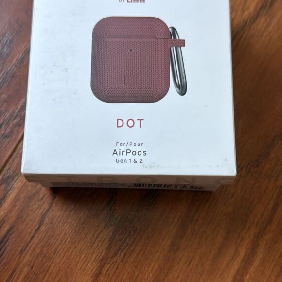 NWT U by UAG Silicone Case Shockproof Carabiner Dusty Rose AirPods Gen 1 & 2‎ - Picture 10 of 11